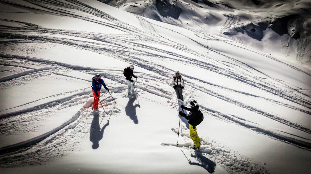 #off piste skiing, #freeride skiing, #off piste guiding, #3valleys, #meribel, freeride guide, #powder, #freeride lessons, #ski touring,
